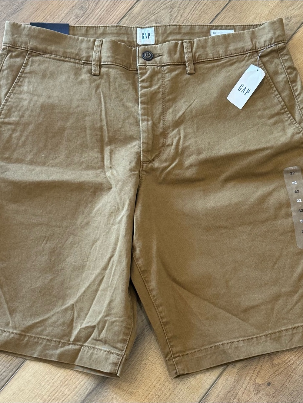 GAP Flex Tan Khaki Shorts New with Tags Size 32